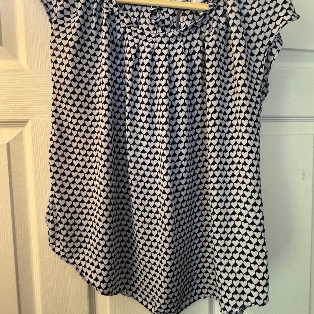 LC Lauren Conrad Black and White Heart Blouse